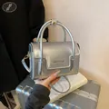 Mini bolso cuadrado plateado metalizado con asas dobles y correa de hombro extraíble - Plateado