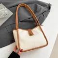 Bolso tote minimalista en crema y marrón con costuras en contraste y asas largas - Blanco Roto