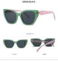 Trois vues de lunettes de soleil œil-de-chat tendance avec monture verte et branches roses - Monture Verte Verres Gris