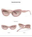 Vista a tre vie di occhiali da sole cat-eye rosa con angoli frontale e posteriore - Montatura Rosa Lenti Marrone Rosa