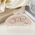 Dettaglio molletta per capelli beige con tre icone di gattino e testo Kitten - Albicocca