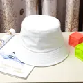 Sombrero de pescador clásico en lona de algodón blanco con ala plana y costuras - M (56-58cm) / Blanco