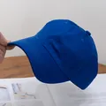 Klassische königsblaue Baumwoll-Baseballkappe mit gebogenem Schirm im Minimal-Stil - Verstellbar / Dunkelblau