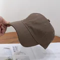 Dunkelbraune Baseballkappe aus Baumwolle mit Köperstruktur und verstärktem Schirm - Verstellbar / Hellkaffee