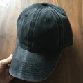 Dunkelgraue Baseballkappe aus gewaschener Baumwolle im klassischen Vintage-Look - Verstellbar / Schwarz