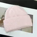 Gorro de punto rosa claro de pelo de conejo con dobladillo acanalado y textura suave - Rosa Claro
