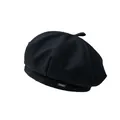 Béret noir en laine pour femme avec logo argenté et design japonais minimaliste - Noir