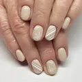 Short round nude and white press-on nails with Christmas snowflake and stripe patterns - Ys260 Without Tools