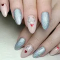 Unghie natalizie lucide con glitter argento, corna di renna e motivi a cuore rosso, 24 pezzi - Stile Renna Cuore Argento Rosa (YS382)
