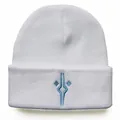 Berretto in maglia bianco con ricamo azzurro per calore all'aperto e moda - Regolabile / Bianco