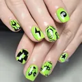Unghie finte corte verde neon per Halloween con fiamme nere, fulmini e grafiche palla 8 - Stile Graffiti Verde Neon (YS098)