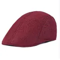 Classic burgundy linen flat cap for men with breathable woven texture and short brim - 58cm / Burgundy