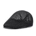 Détail de la casquette plate noire en maille respirante avec visière pour l'été - Taille unique / Gris clair