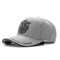 Gorra de béisbol de lana gris con escudo de Special Forces y bordado militar - Ajustable / Gris claro