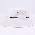 Sombrero de pescador blanco para exterior con cordón deportivo y detalles metálicos - M (56-58cm) / Blanco