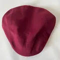 Classic burgundy wool flat cap for men and women featuring a multi-panel stitched design - Plain / Burgundy