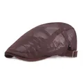Casquette plate marron foncé en maille respirante pour hommes avec boucle en métal réglable - Réglable / Café