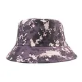 Détail macro du motif camouflage numérique et des coutures renforcées du chapeau bob - M / Petit Camo Gris