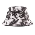 Détail de l'imprimé palmier tropical et texture toile sur un chapeau de soleil noir et blanc - M / Gris Feuille