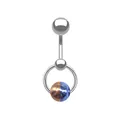 Edelstahl-Bauchpiercing mit schimmerndem Aurora-Stein und polierter Metallkugel - Irisierender Perl-Stil