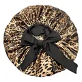 Cuffia da notte in raso leopardato per donna con grande fiocco nero decorativo - Grande / Stampa leopardata