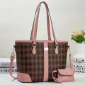 Detail of rhombic embossed tote bag set with pink and brown contrast stitching - Pink