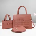 Ensemble de trois sacs à main pour femmes en vieux rose avec texture cuir matelassé - Rose