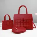 Ensemble de 3 sacs à main rouges en cuir grainé comprenant un grand cabas chic - Rouge