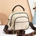 Borsa a mano crema con tracolla jacquard marrone e logo K in metallo - Beige