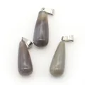 Tres colgantes de piedra natural en forma de gota grises y marrones con cierres de metal - Forma de gota de agua / Ágata Gris