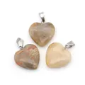 Set di tre ciondoli a cuore in agata naturale con ganci in argento lucido - Piccolo / N. 1