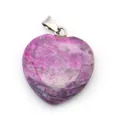 Pendente a cuore in pietra naturale rosa-viola screziata con gancio in argento - Piccolo / n.5