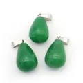 Trois pendentifs en pierre naturelle verte en forme de goutte avec attaches en argent - Calcédoine Verte