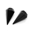 Pendentif en pierre noire polie en forme de pyramide hexagonale avec anneau argenté - Obsidienne