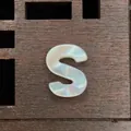 Natural white mop shell alphabet S bead with iridescent luster for DIY jewelry making - S