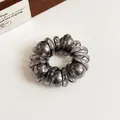 Coletero de cable telefónico gris oscuro con perlas metálicas para coletas elegantes - Gris ahumado