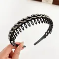 Serre-tête noir antidérapant avec double rangée de strass et dents de peigne - Couleur AB