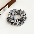 Retro black and white floral pattern scrunchie with high elastic texture fabric - White
