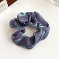 Chouchou élégant aux reflets irisés effet satiné dégradé violet et bleu nacré - Gris Violet