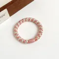 Élastique à cheveux tressé rose et argent avec perle ovale en résine mate pour queue - Beige Rosé