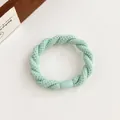 Élastique à cheveux tressé vert menthe avec une boucle en plastique résistante - Vert