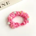 Chouchou rose avec perles blanches et orange clair pour queue de cheval élastique - Rose rouge