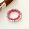 Élastique à cheveux rouge rose avec fil pailleté et perles blanches élégantes - Rose rouge