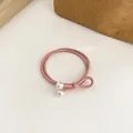 Élastique à cheveux rose avec doubles cordes et deux perles blanches élégantes - Rose