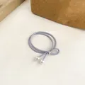 Élastique à cheveux bleu clair à double brin avec deux perles blanches élégantes - Bleu