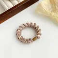 Élastique à cheveux spirale en tricot blanc crème et rose brun avec boucle durable - Café Blanc