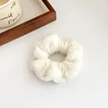 Chouchou en peluche blanc ivoire en fausse fourrure douce pour queue de cheval - Blanc Cassé