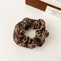 Französischer Retro-Haargummi mit Leopardenmuster und hoher Elastizität auf Weiß - Leopard Kaffee