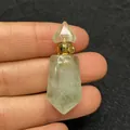 Ciondolo flacone profumo in fluorite verde chiaro con chiusura in metallo dorato a mano - Stile 3 / Calcedonio Verde