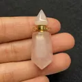Ciondolo boccetta di profumo in quarzo rosa con design a prisma esagonale dorato - Stile 2 / Quarzo rosa